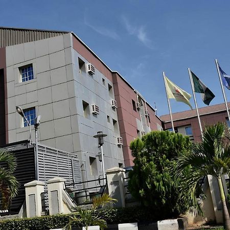 Petrus Hotels Royale Abuja Exterior photo