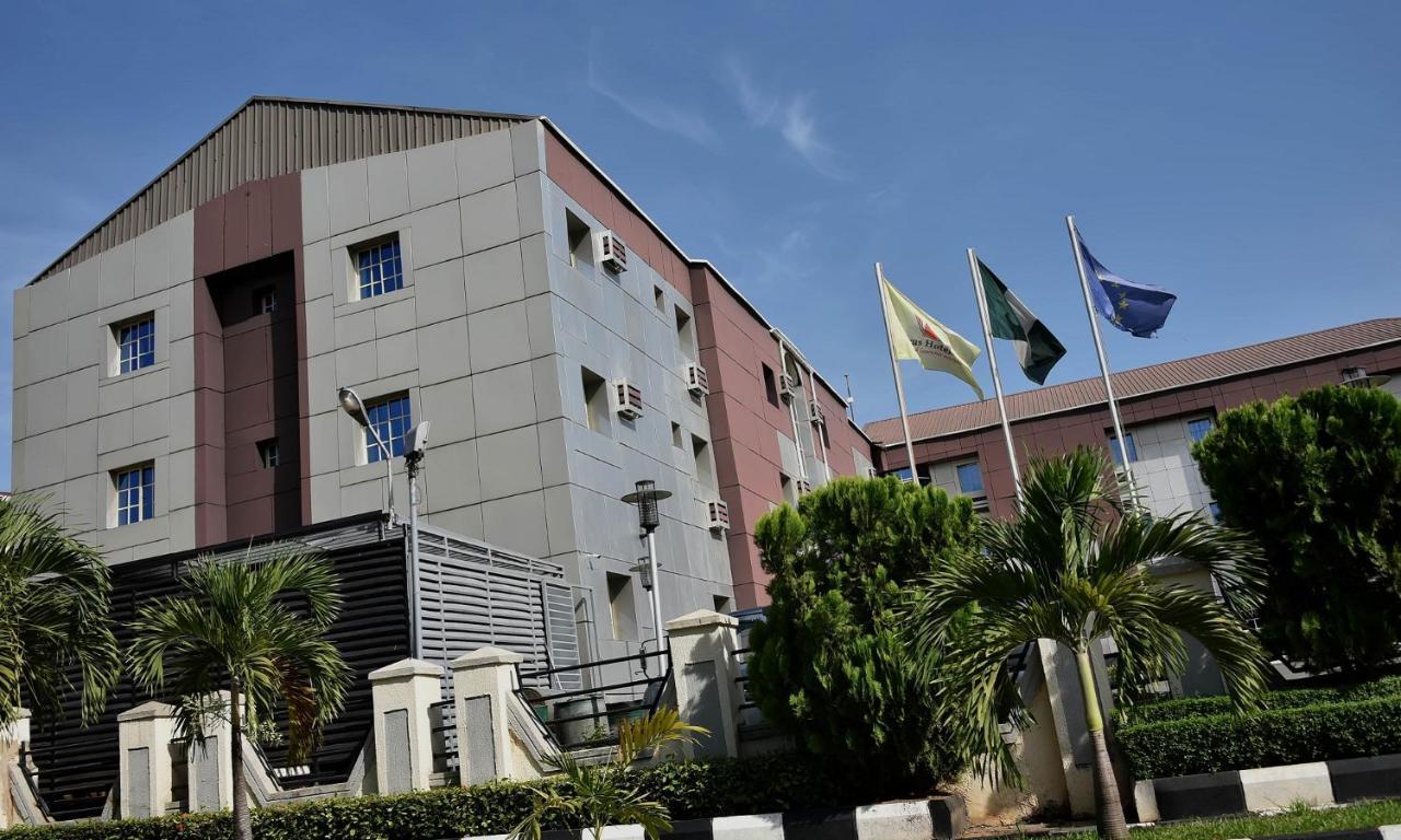 Petrus Hotels Royale Abuja Exterior photo