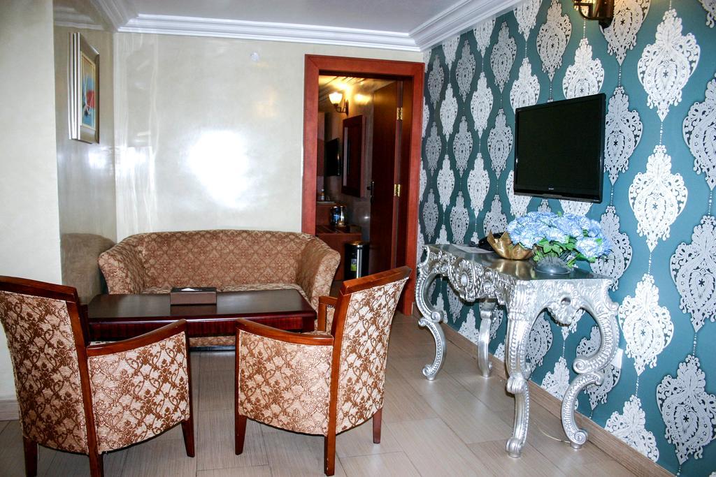Petrus Hotels Royale Abuja Exterior photo