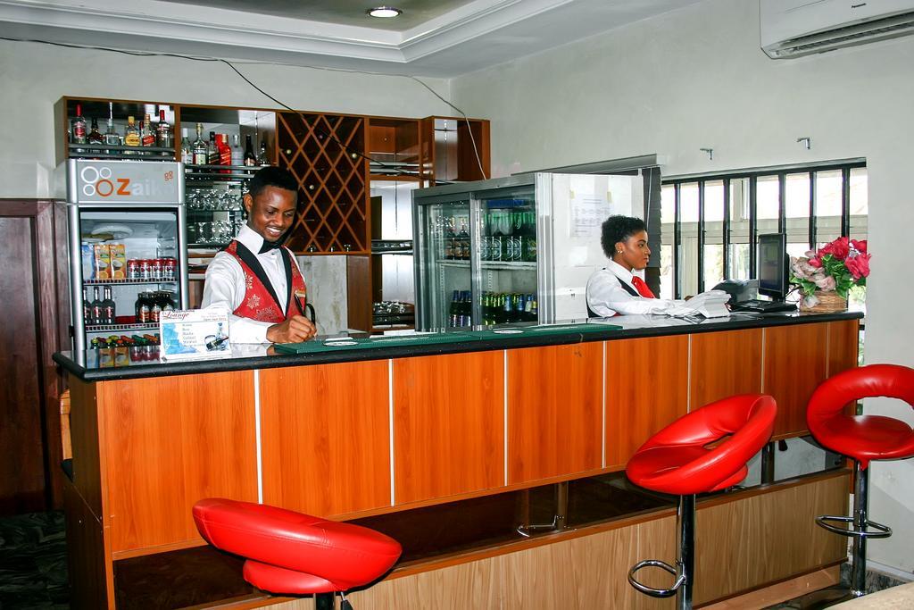 Petrus Hotels Royale Abuja Exterior photo