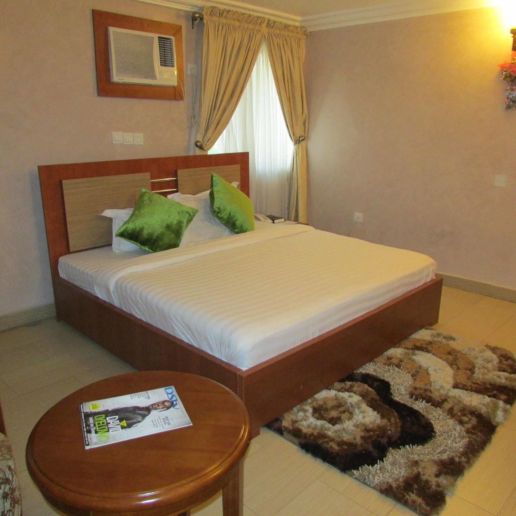 Petrus Hotels Royale Abuja Exterior photo