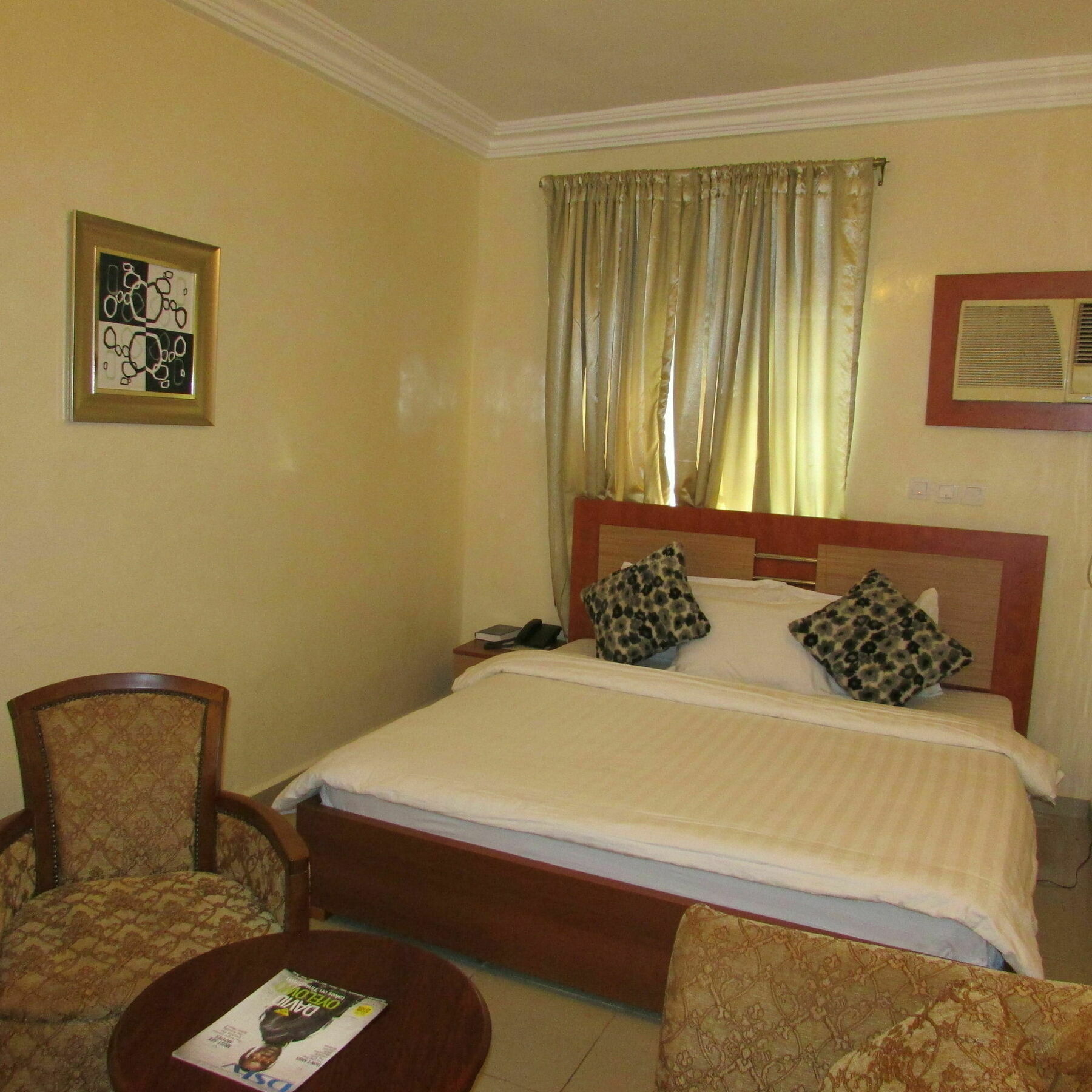 Petrus Hotels Royale Abuja Exterior photo
